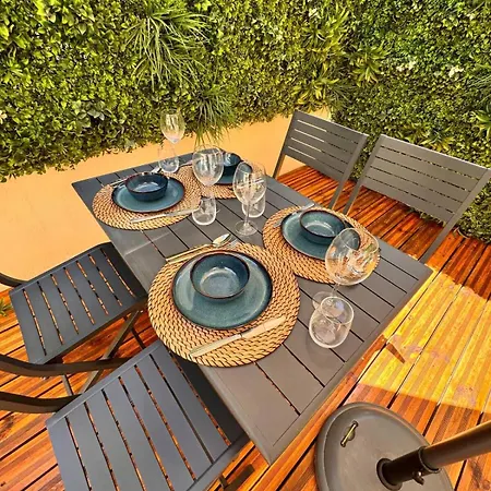 펜션 Luxury With Private Terrace In 니스