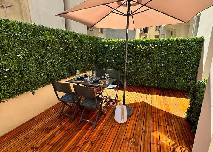 Luxury With Private Terrace In Hébergement de vacances