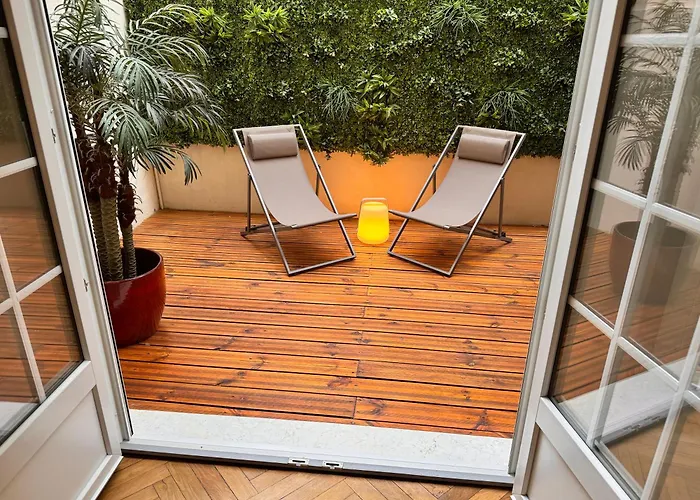 Luxury With Private Terrace In *